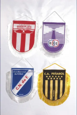 Banderines de clubes uruguayos: River Plate, Defensor Sporting, Nacional y Peñarol